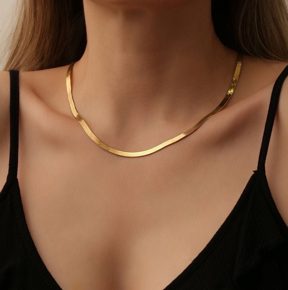 The Liquid Gold – Sleek Luxe Chain