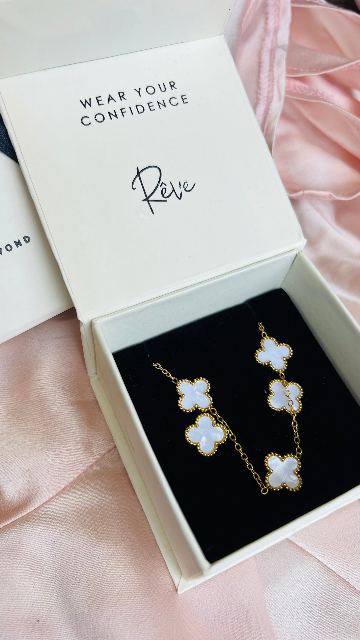 The Lucky Bloom Set – Necklace & Earrings